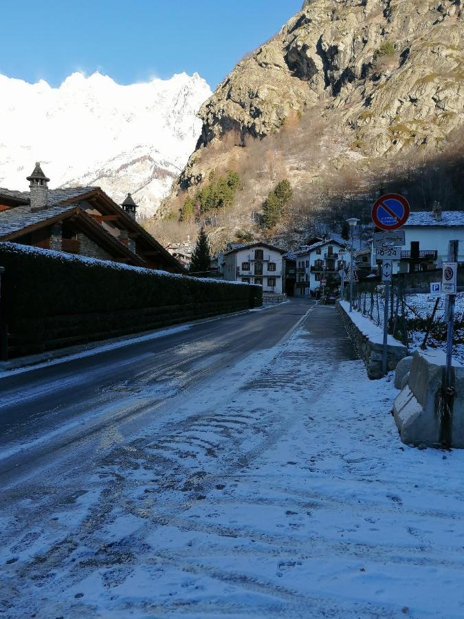 Maison De Meuny Courmayeur Buitenkant foto