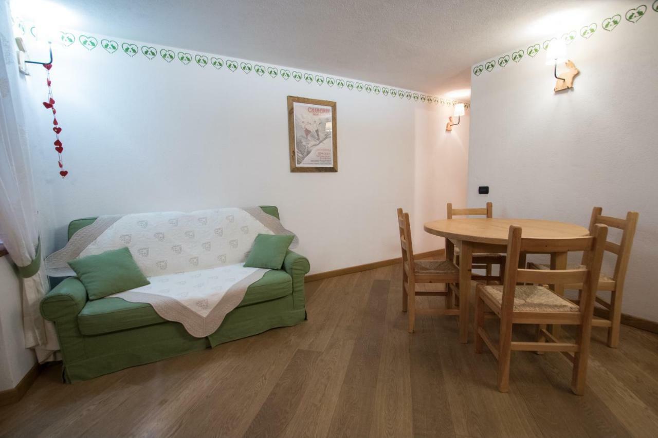 Maison De Meuny Courmayeur Buitenkant foto