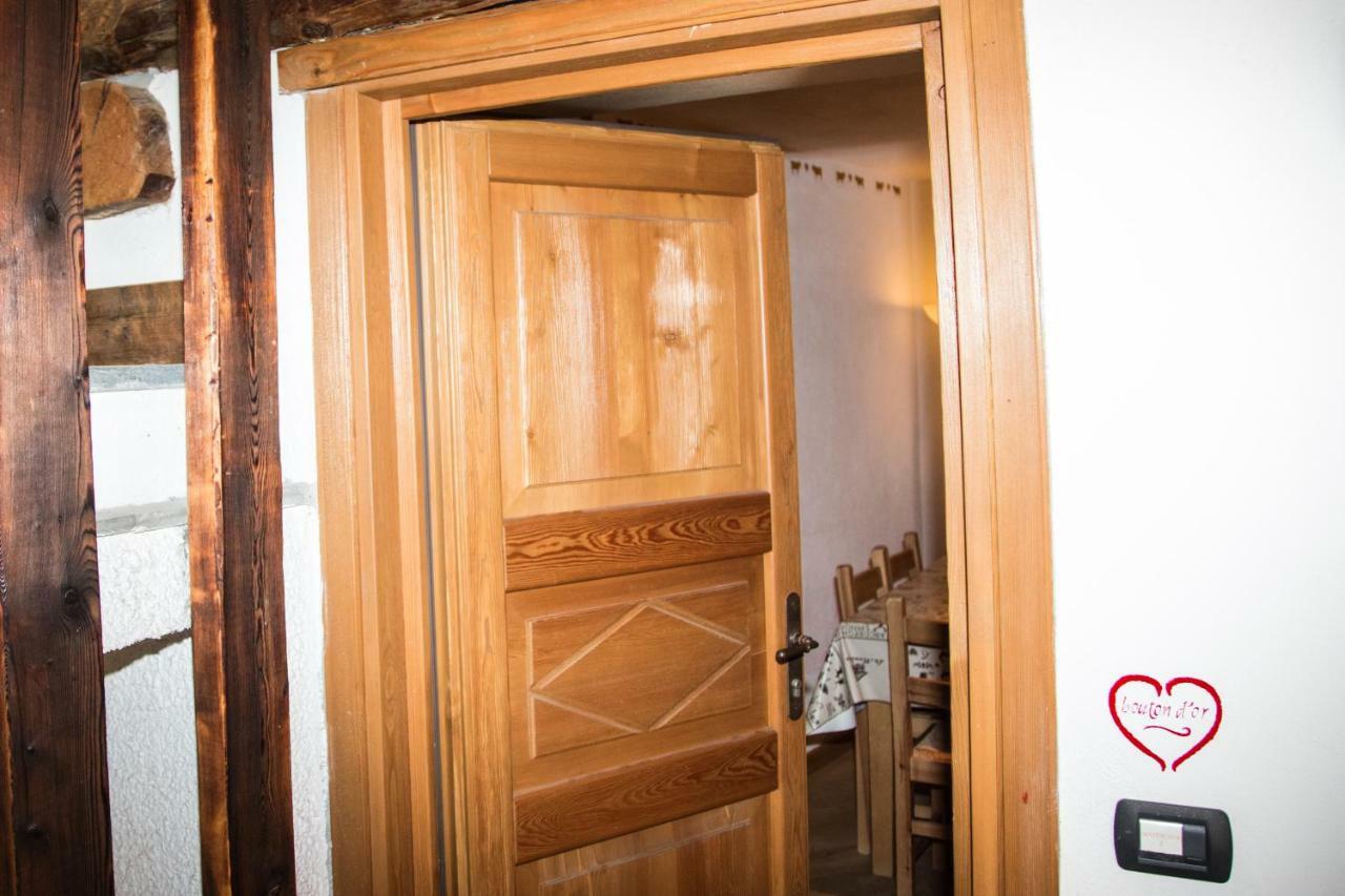 Maison De Meuny Courmayeur Buitenkant foto
